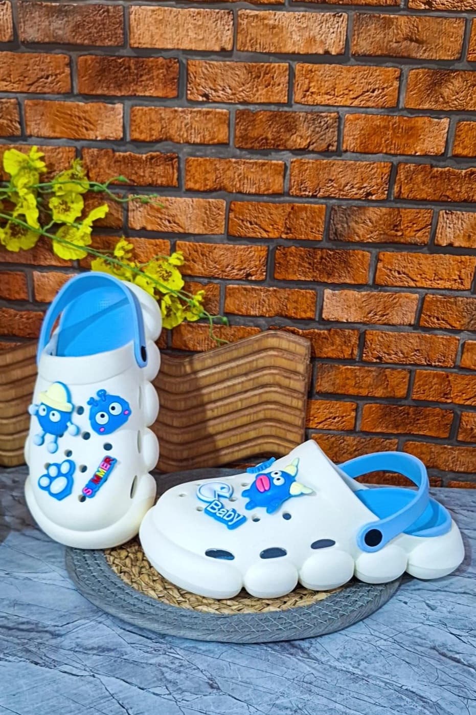 کراکس آبی
