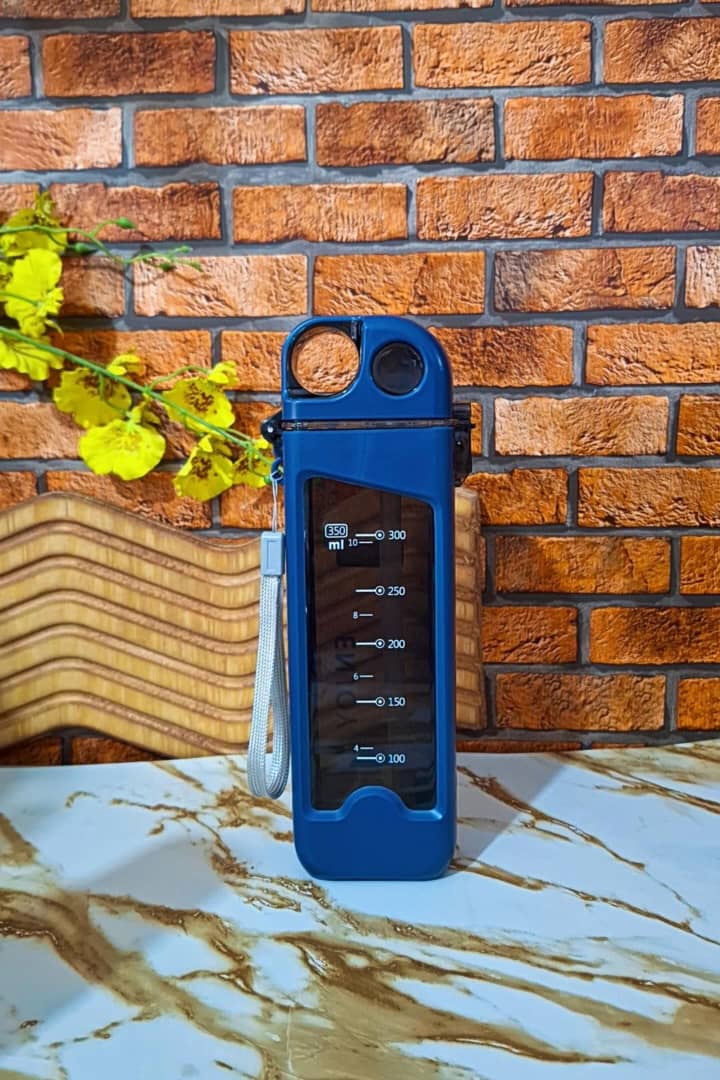 بطری آب کتابی