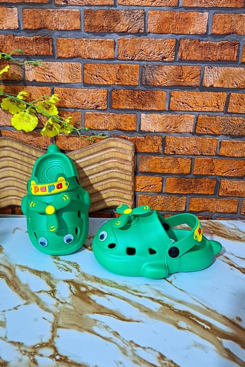 کراکس بچه گانه