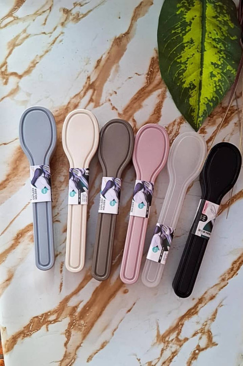 جای قاشق و چنگال مسافرتی