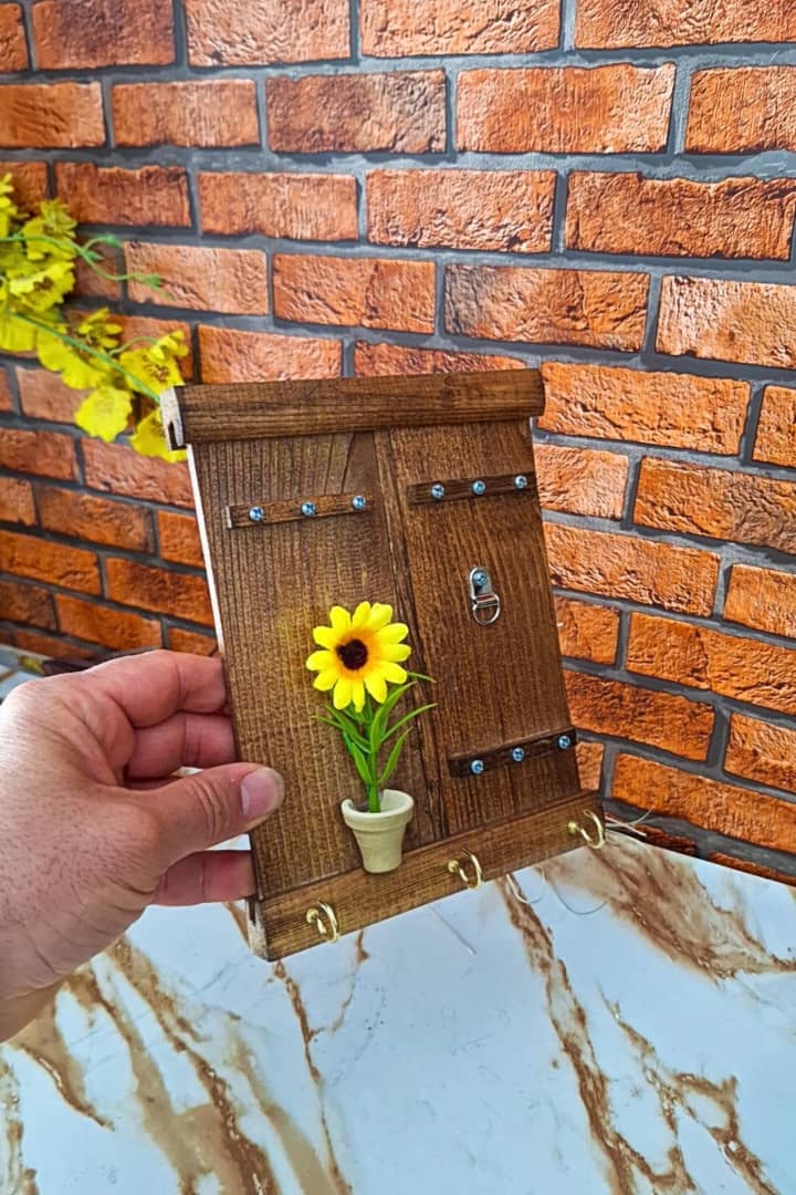 جاکلیدی چوبی طرح دریچه