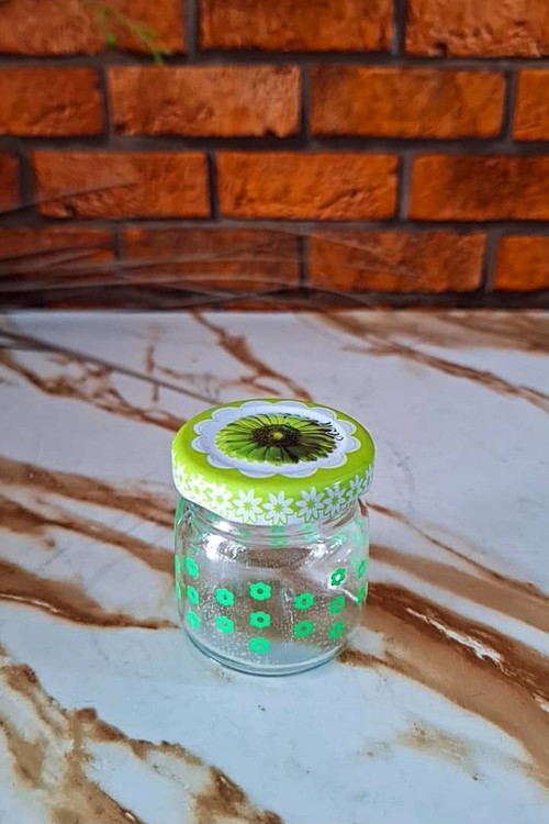 بانکه شیشه ای