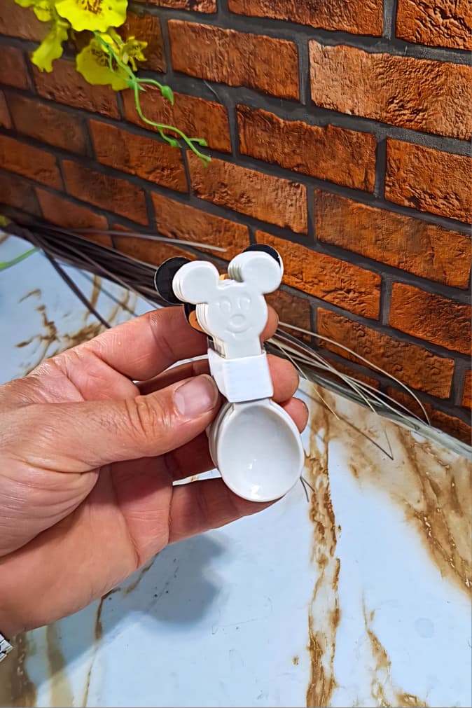 قاشق ادویه میکی موس