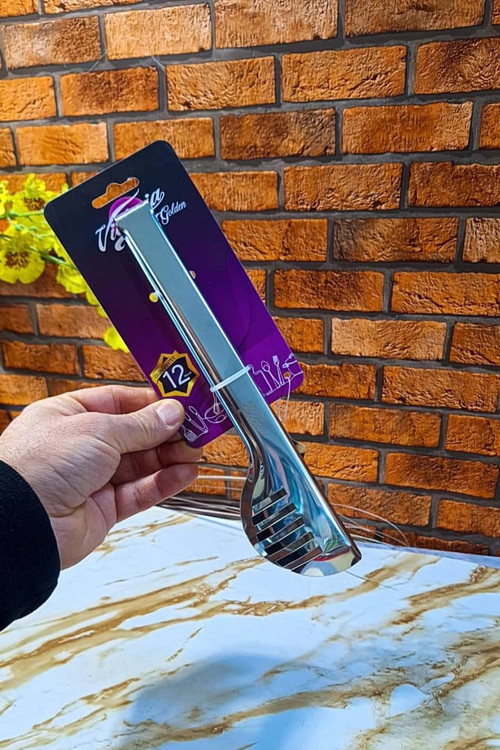 انبر سالاد و مرغ مارک ویکتوریا